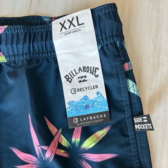 NWT Billabong SUNDAYS LAYBACK Volley Swimsuit - Picture 4 of 8